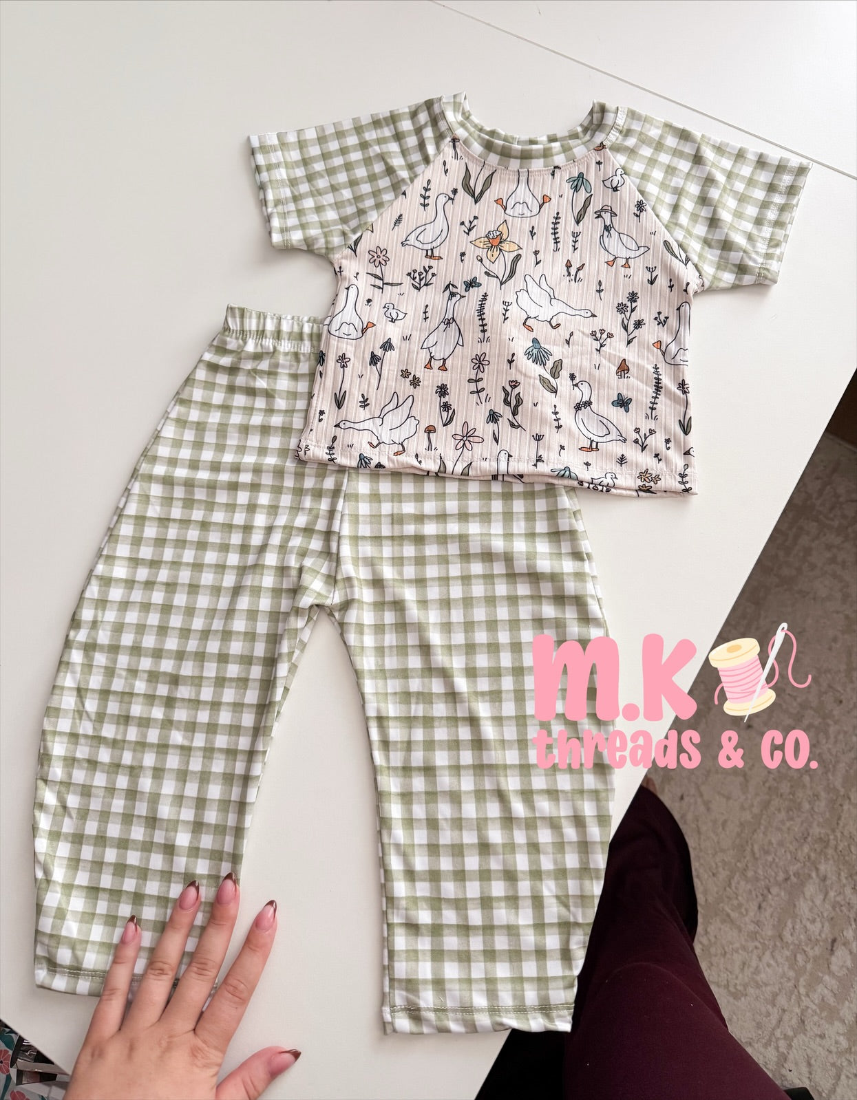 2T Mod Crop Raglan & Barrel Pants