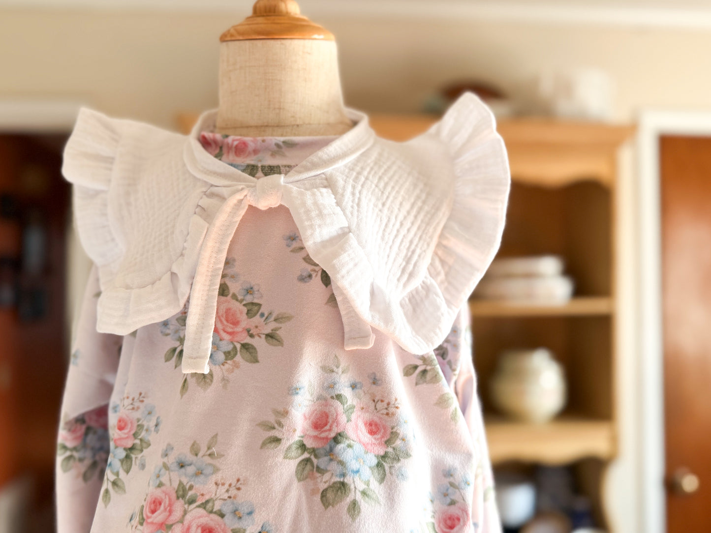Ruffle Collar - Detachable